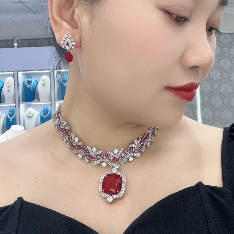 Designer Collection Style Neck - Vintage Collectible Jewelry review and price