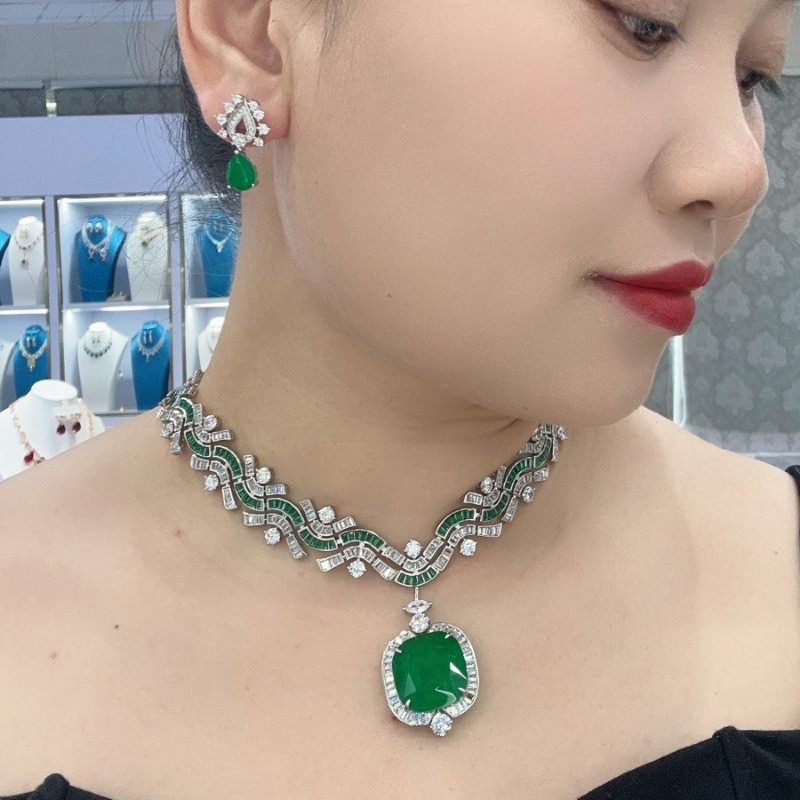 Designer Collection Style Neck - Vintage Collectible Jewelry review and price