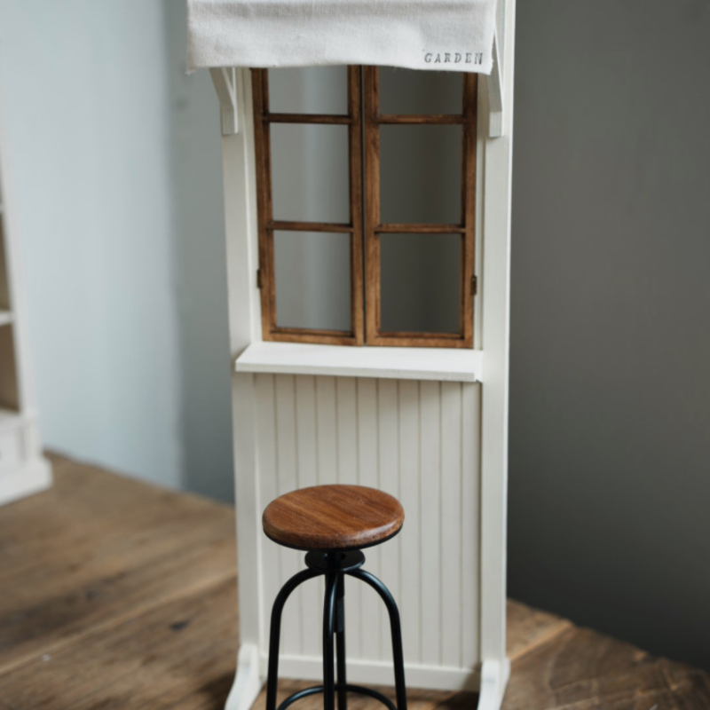 Rustic Miniature Room Divider  - Vintage Toy Collector review and price